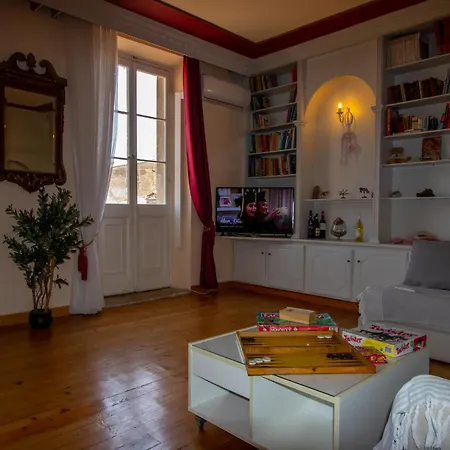 Eleni'S Spacious Apartment With Balcony Corfu Old Town アパート
